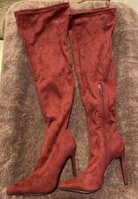 Trends stivali alti alla